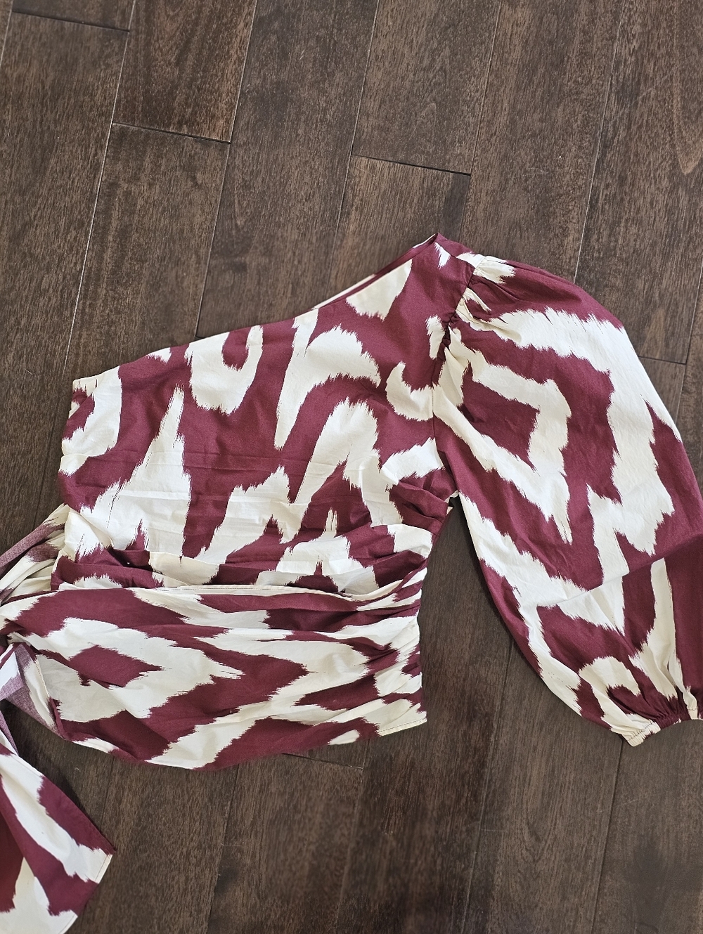 Express Printed One Shoulder Tie Waist Top Size Medium - Picture 6 of 12